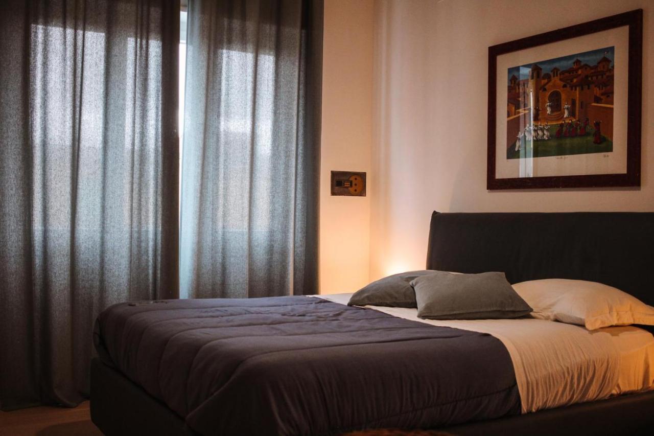 Carnale Guest House サレルノ エクステリア 写真